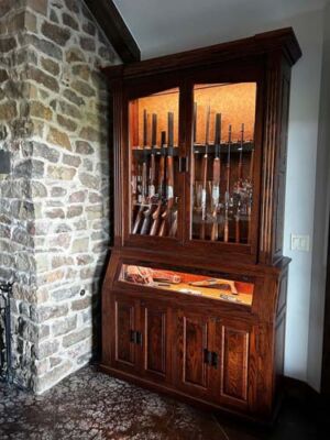 Bennett Custom Gun Cabinet01