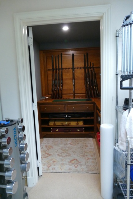 thumbnail image 2 of 18-Gun Solid Oak Closet Gun Rack – USA Made, Wall Mount, Hardware Included 2 of 3