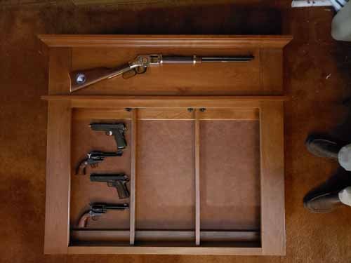 Customizable-wall-gun-cabinet-20191116 104454